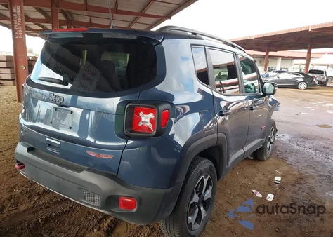 2022 Jeep Renegade Trailhawk 4X4 z USA, uszkodzony, nr VIN ZACNJDC14NPN66725